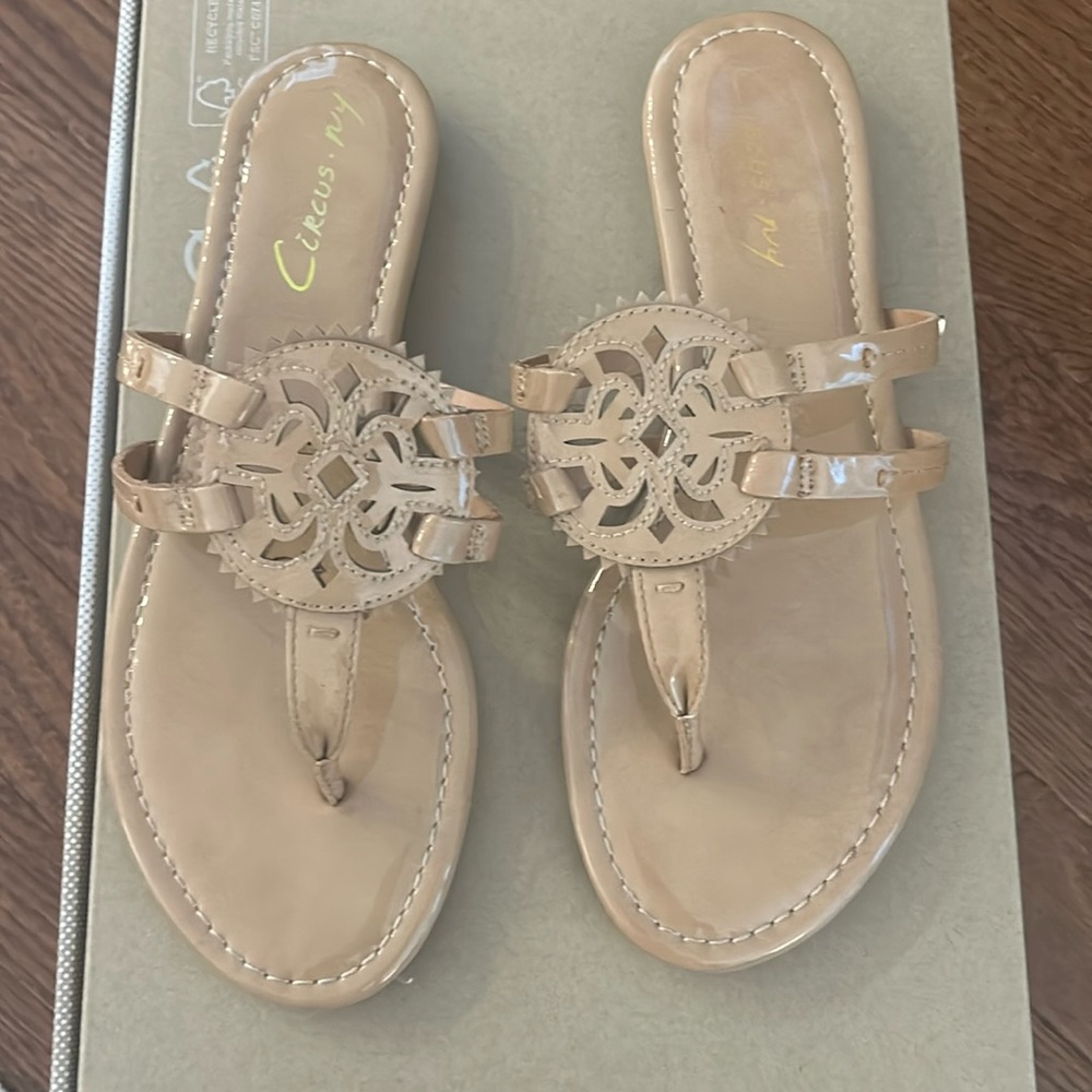Nude sandals size 6.5